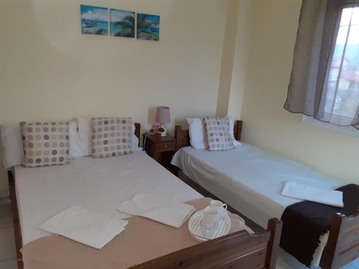 Polis΄ House Apartment วราสนา ภายนอก รูปภาพ