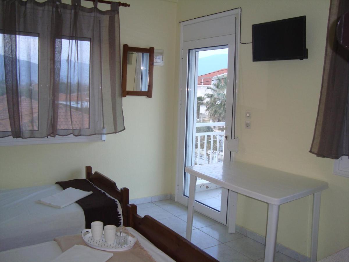 Polis΄ House Apartment วราสนา ภายนอก รูปภาพ
