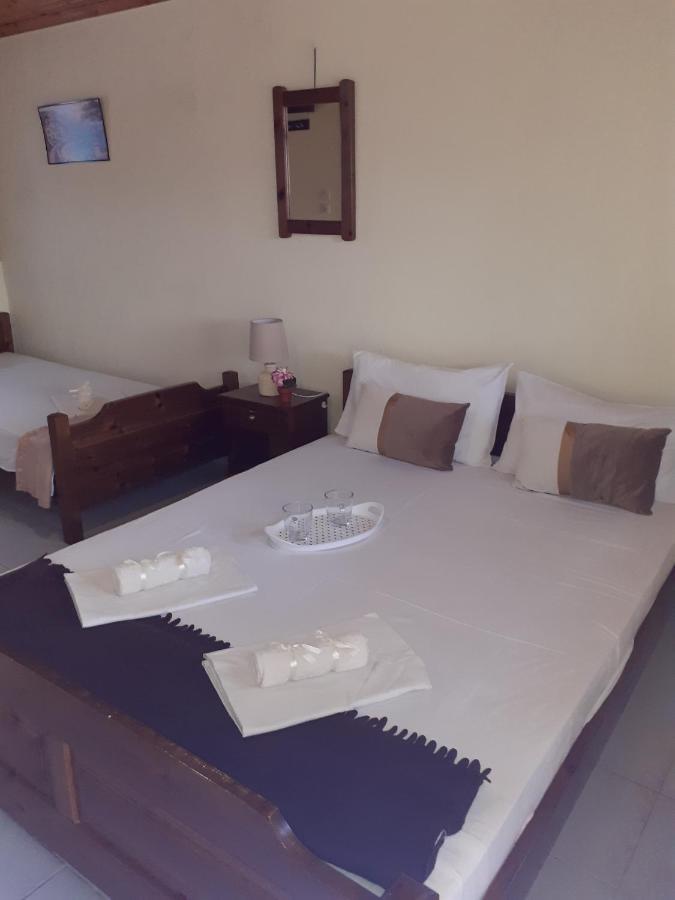Polis΄ House Apartment วราสนา ภายนอก รูปภาพ