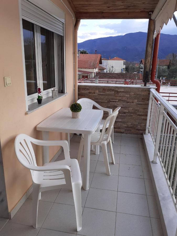 Polis΄ House Apartment วราสนา ภายนอก รูปภาพ