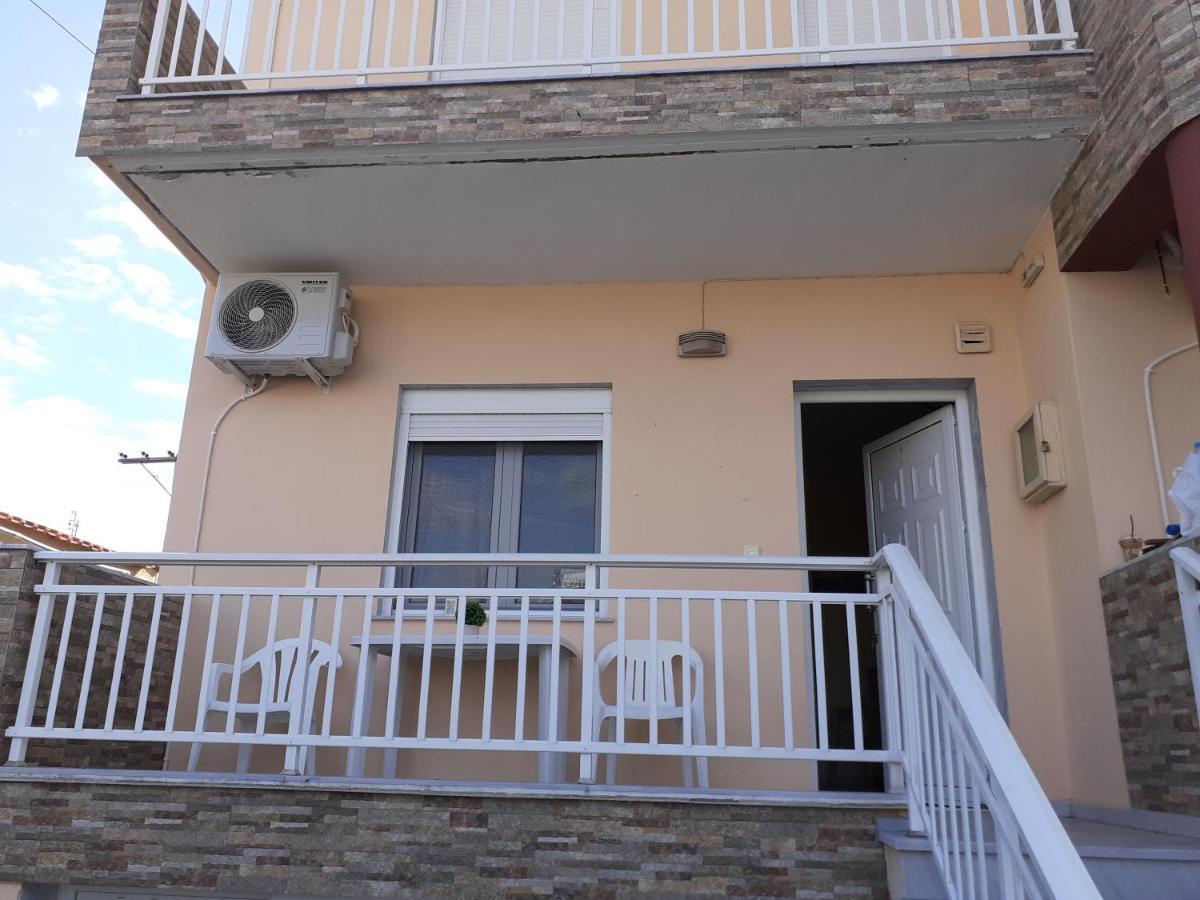 Polis΄ House Apartment วราสนา ภายนอก รูปภาพ