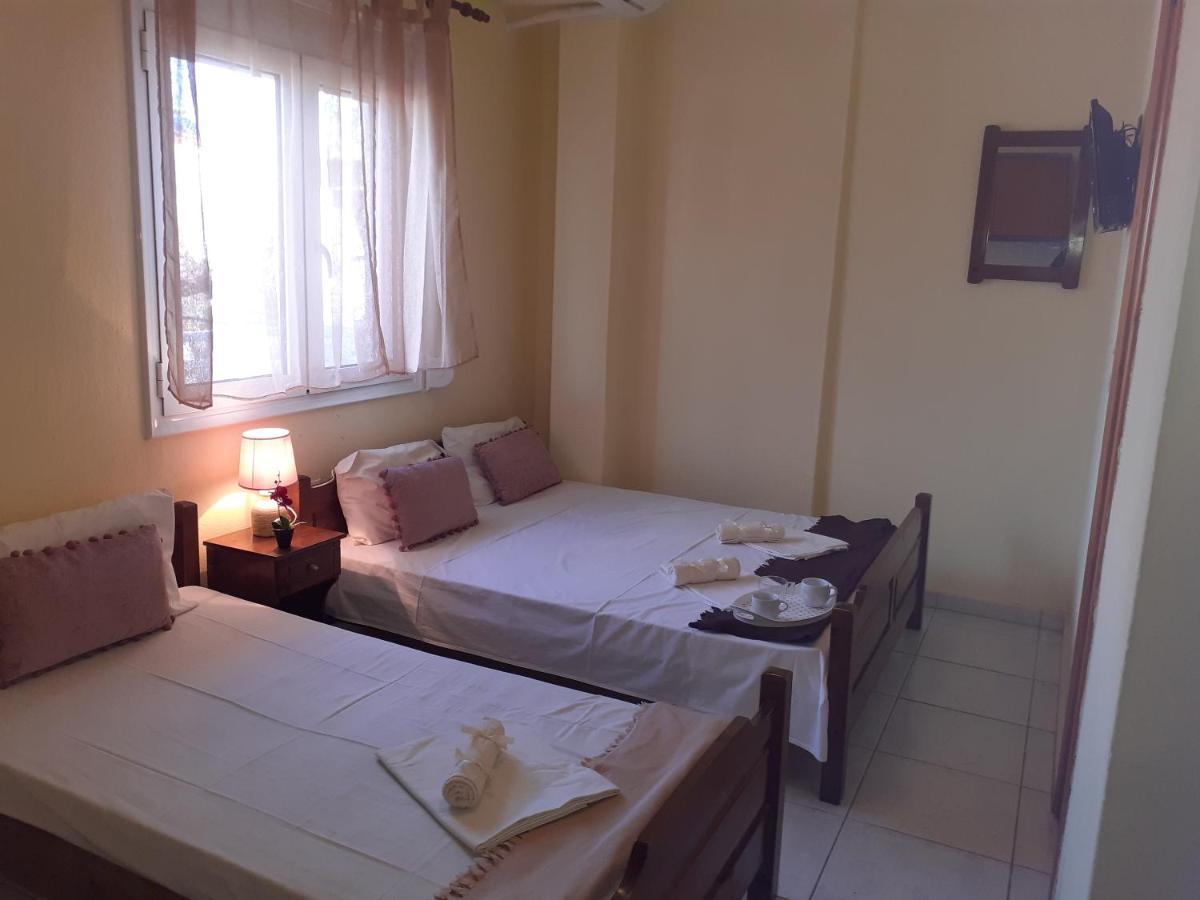 Polis΄ House Apartment วราสนา ภายนอก รูปภาพ