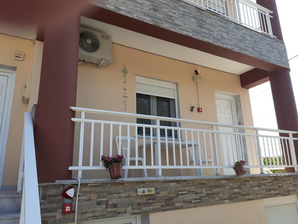 Polis΄ House Apartment วราสนา ภายนอก รูปภาพ