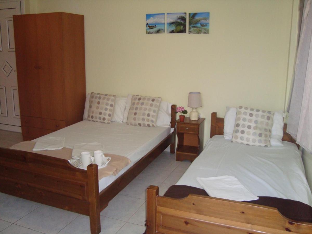 Polis΄ House Apartment วราสนา ภายนอก รูปภาพ