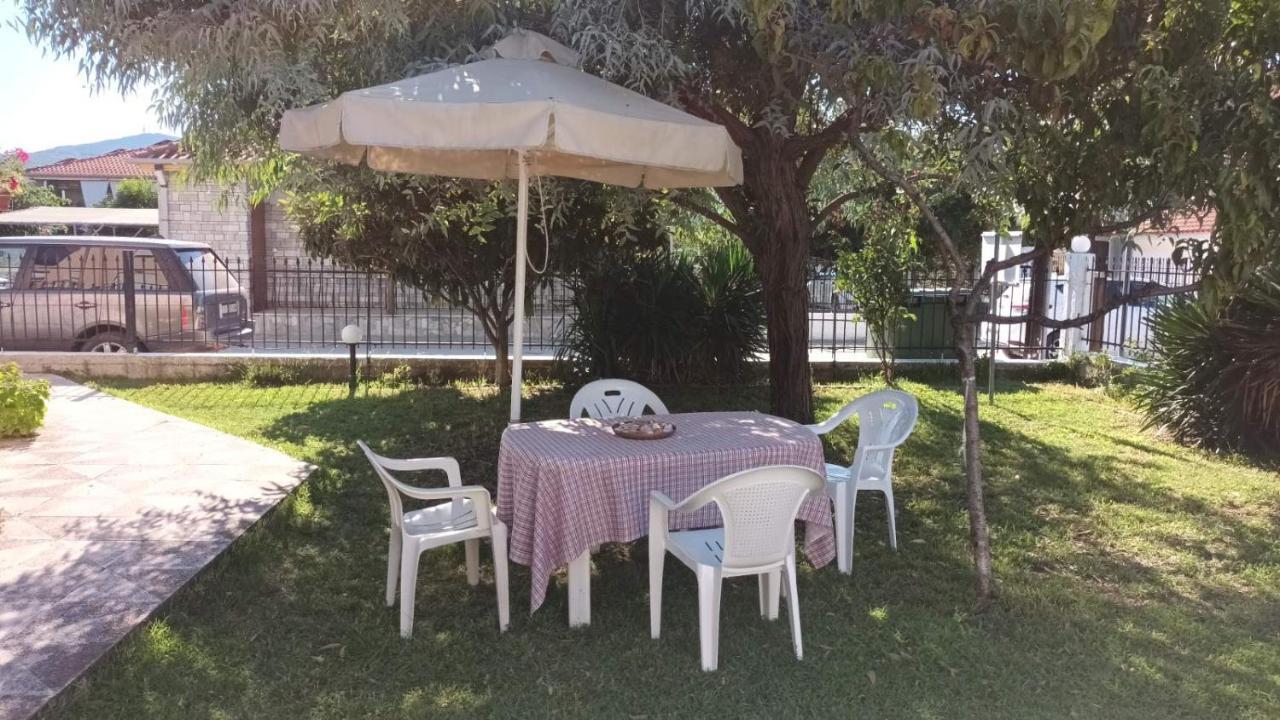 Polis΄ House Apartment วราสนา ภายนอก รูปภาพ