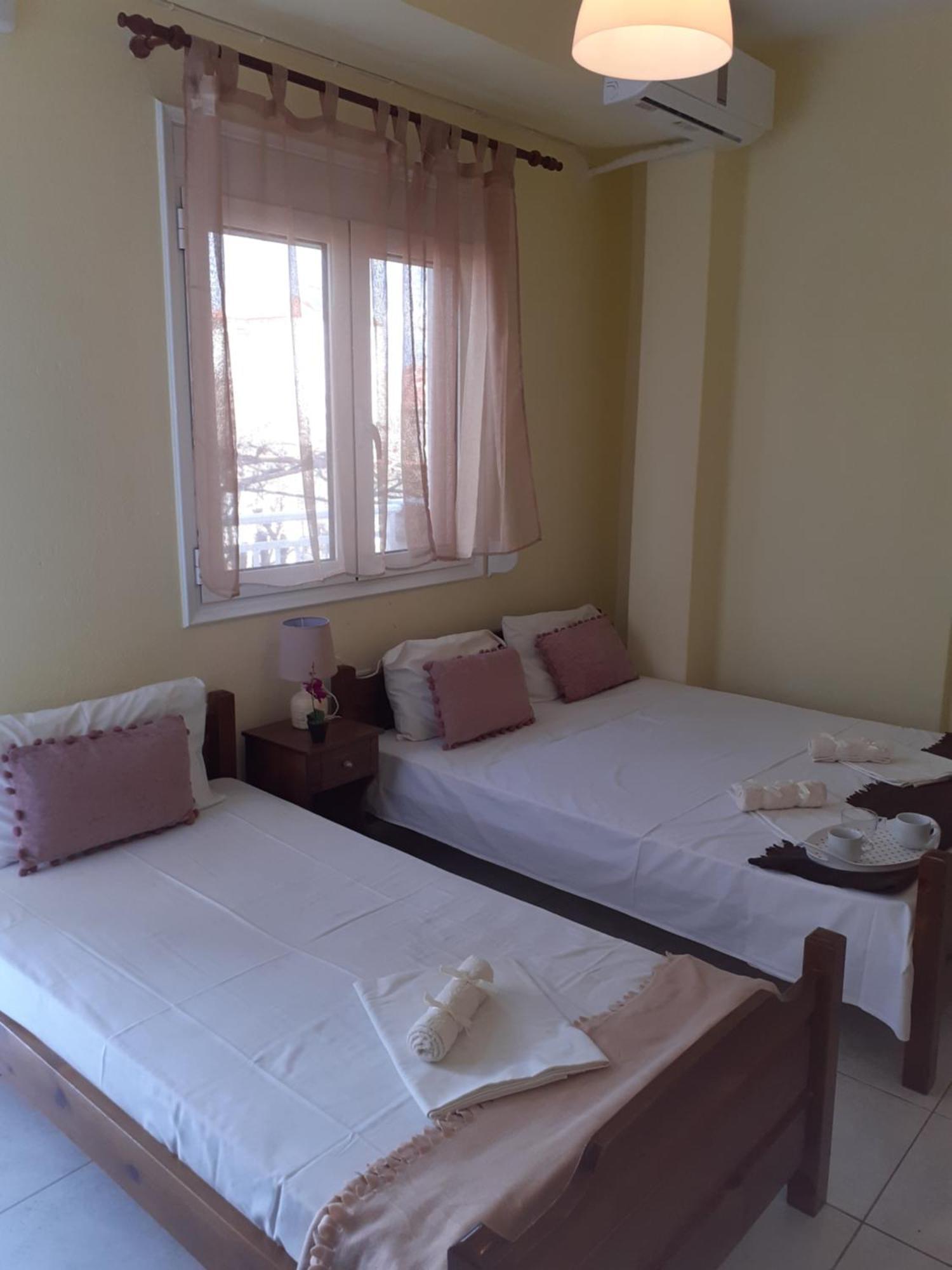 Polis΄ House Apartment วราสนา ภายนอก รูปภาพ